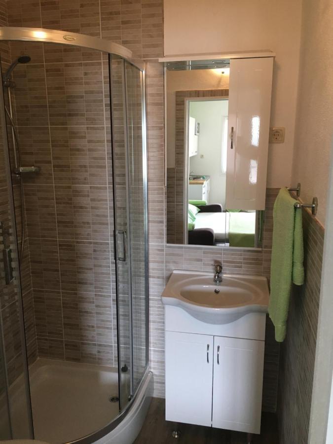 塞尼Studio Apartman Jojo公寓 外观 照片