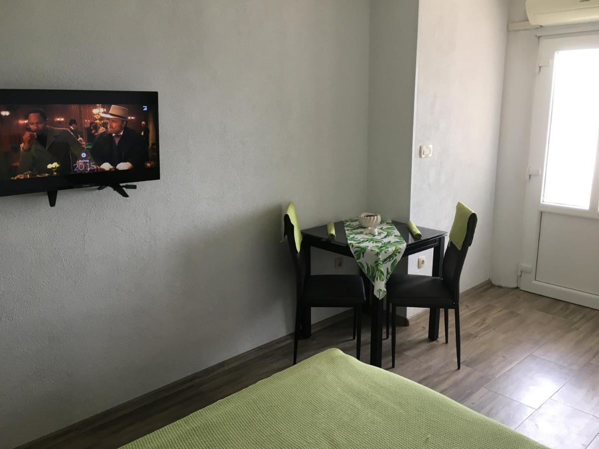 塞尼Studio Apartman Jojo公寓 外观 照片